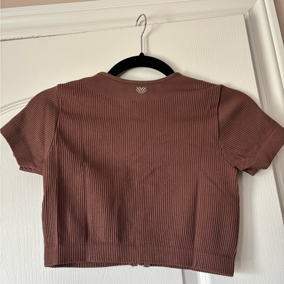 Forever 21 Ribbed Zip-Up Top - $11 - Picture 3 of 3
